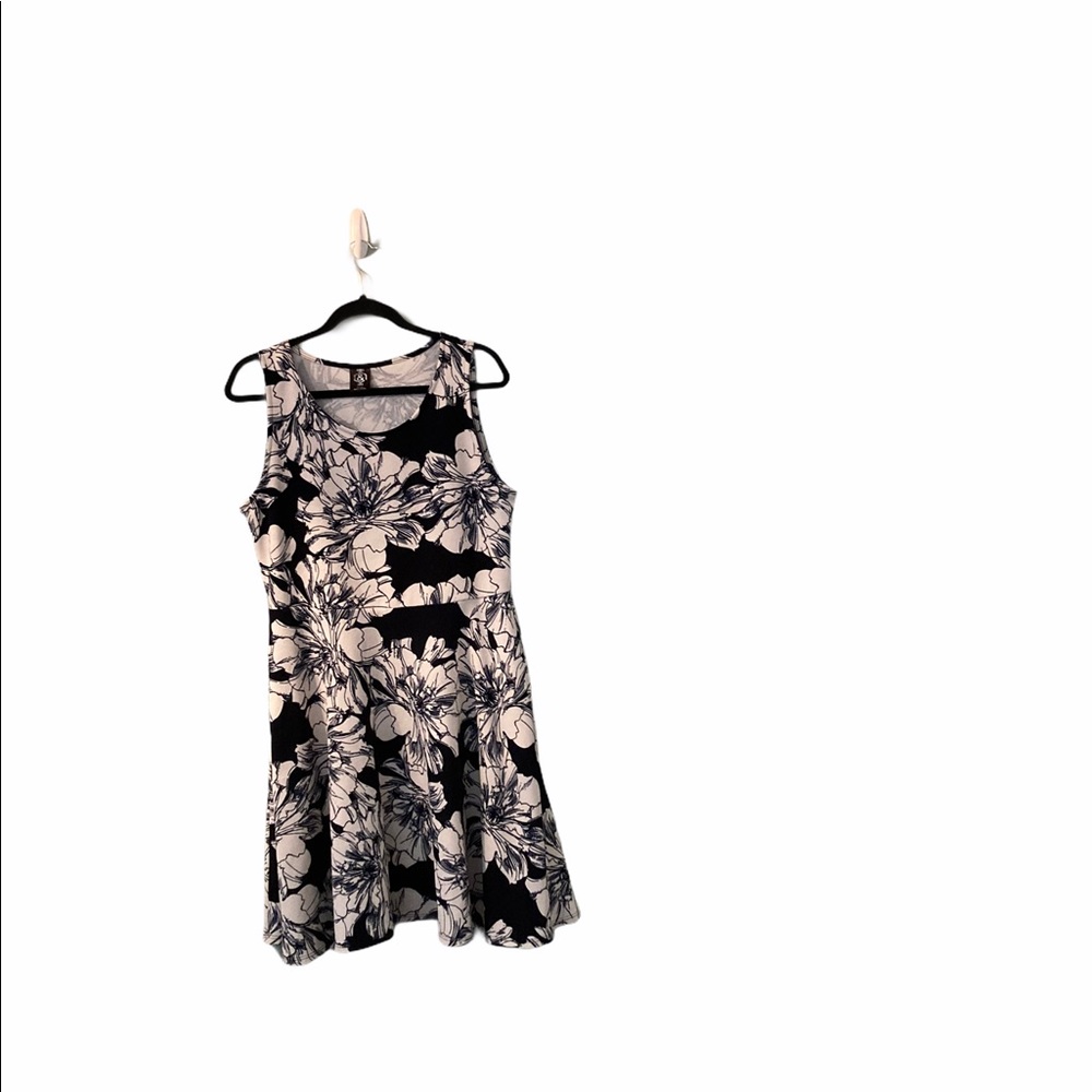 Agnes & Dora Dress